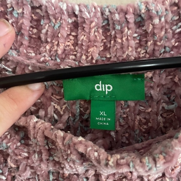 Distressed Dip Pink Sweater - Picture 8 of 8